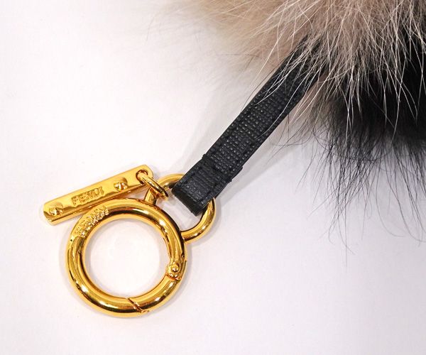 FENDI ファー チャーム コーム付き 即発 FENDI モンスター ファー バッグチャーム キーホルダー 黄