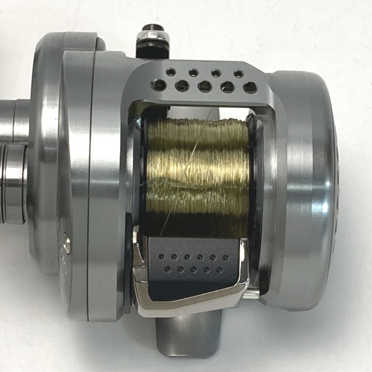 SHIMANO シマノ 17 カルカッタ コンクエスト BFS HG-L 左 03676