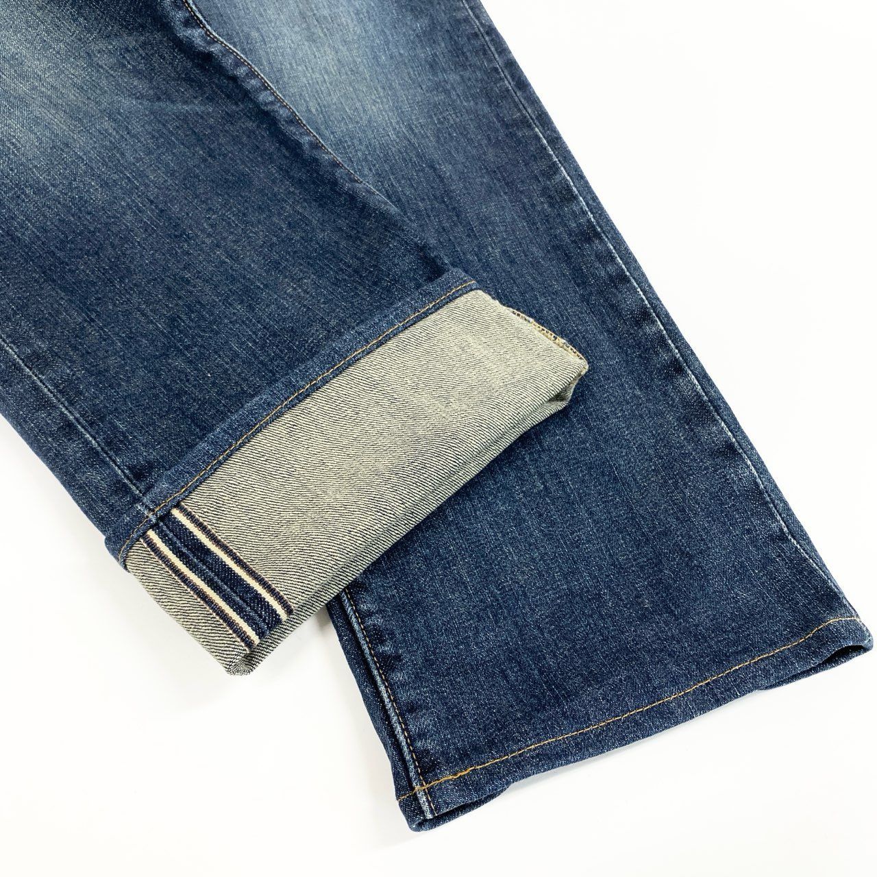 美品 Levi