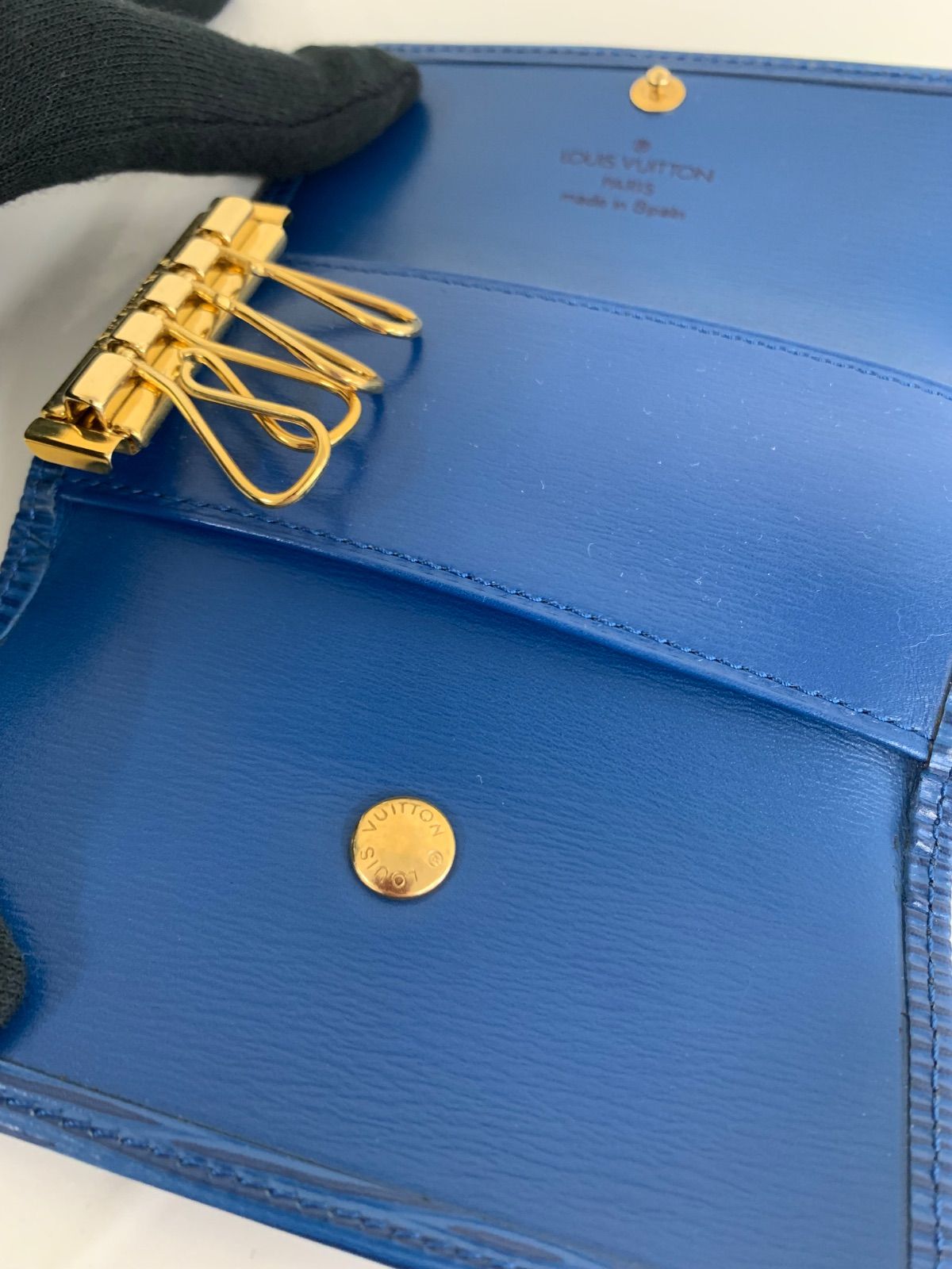 未使用！極美品！ルイヴィトン　エピ ミュルティクレ 4連 キーケース LOUIS VUITTON 【LOUIS VUITTON】ルイ・ヴィトン キーケース 4本