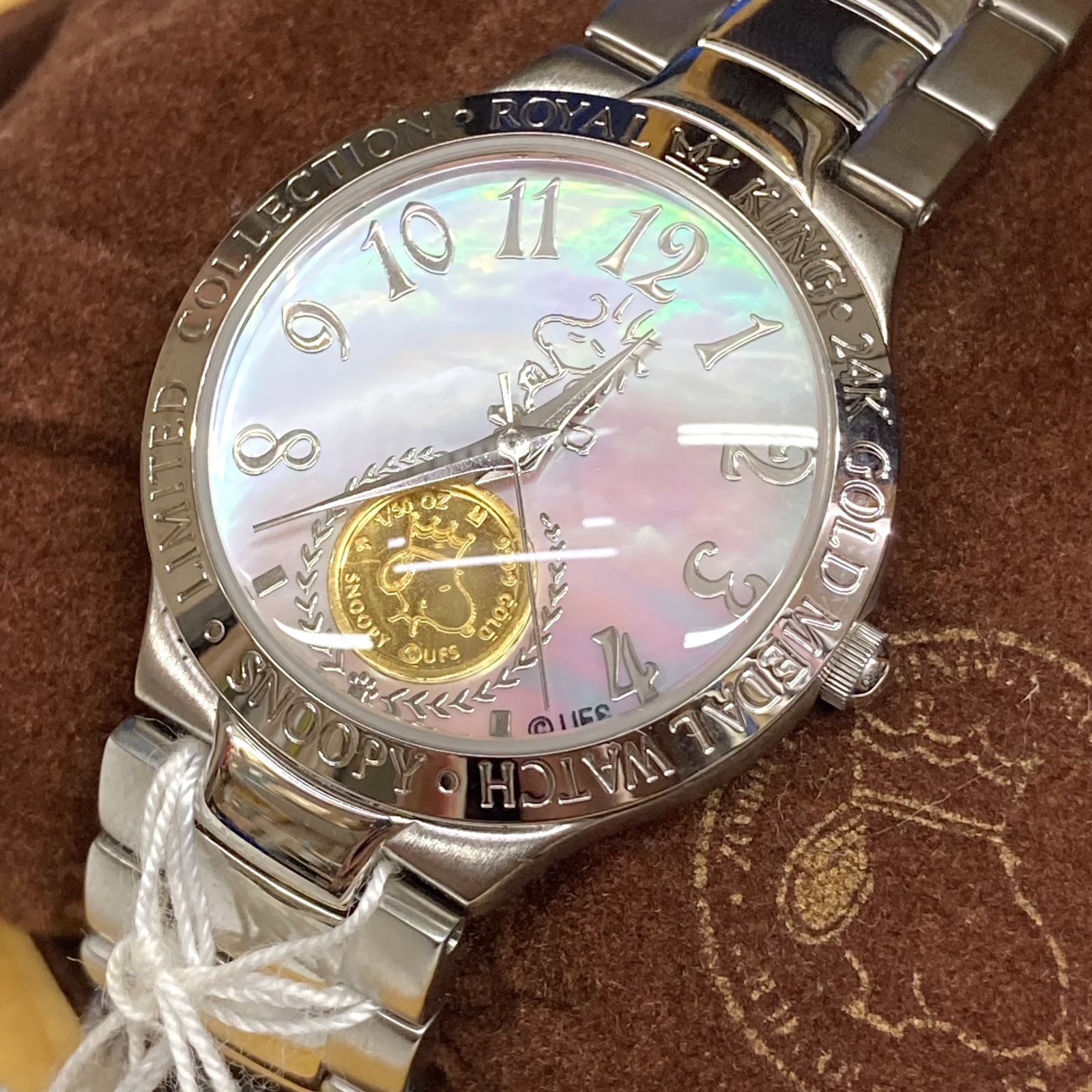 SNOOPY 24K GOLD MEDALの腕時計 新品 希少 t) SNOOPY スヌーピー 24K GOLD MEDAL 純金メダル Limited