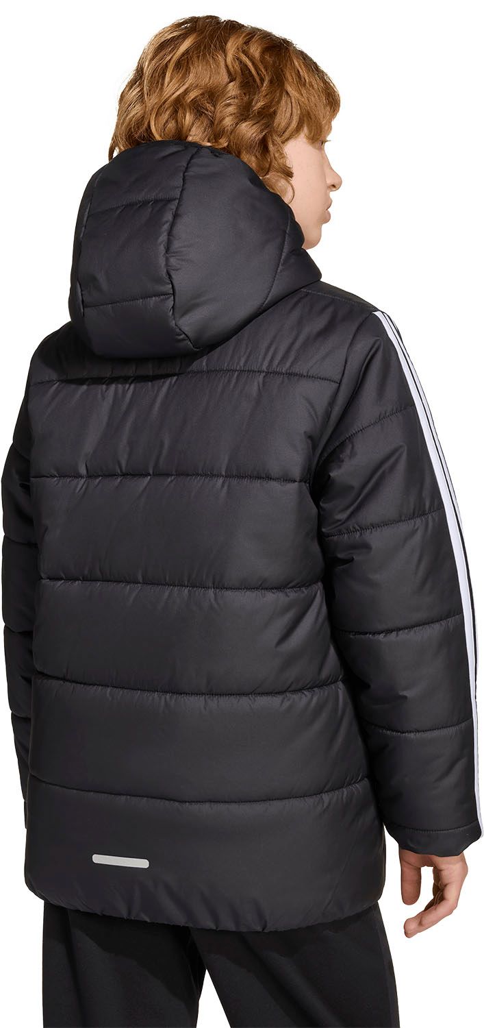 adidas エッセンシャルズ