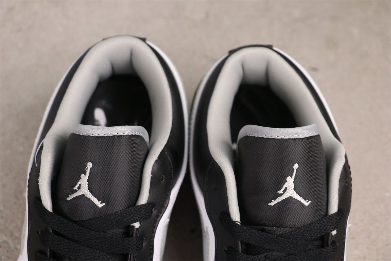 今日特価】Air Jordan / エア ジョーダン ブラック ホワイト