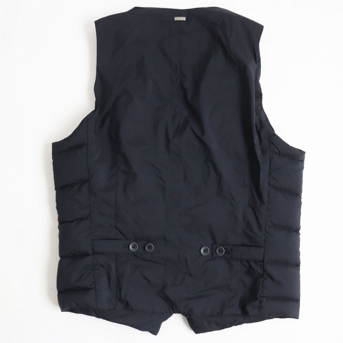 美品○HERNO ヘルノ PI0381U-19288-9200 ロゴプレート付き ダウン 