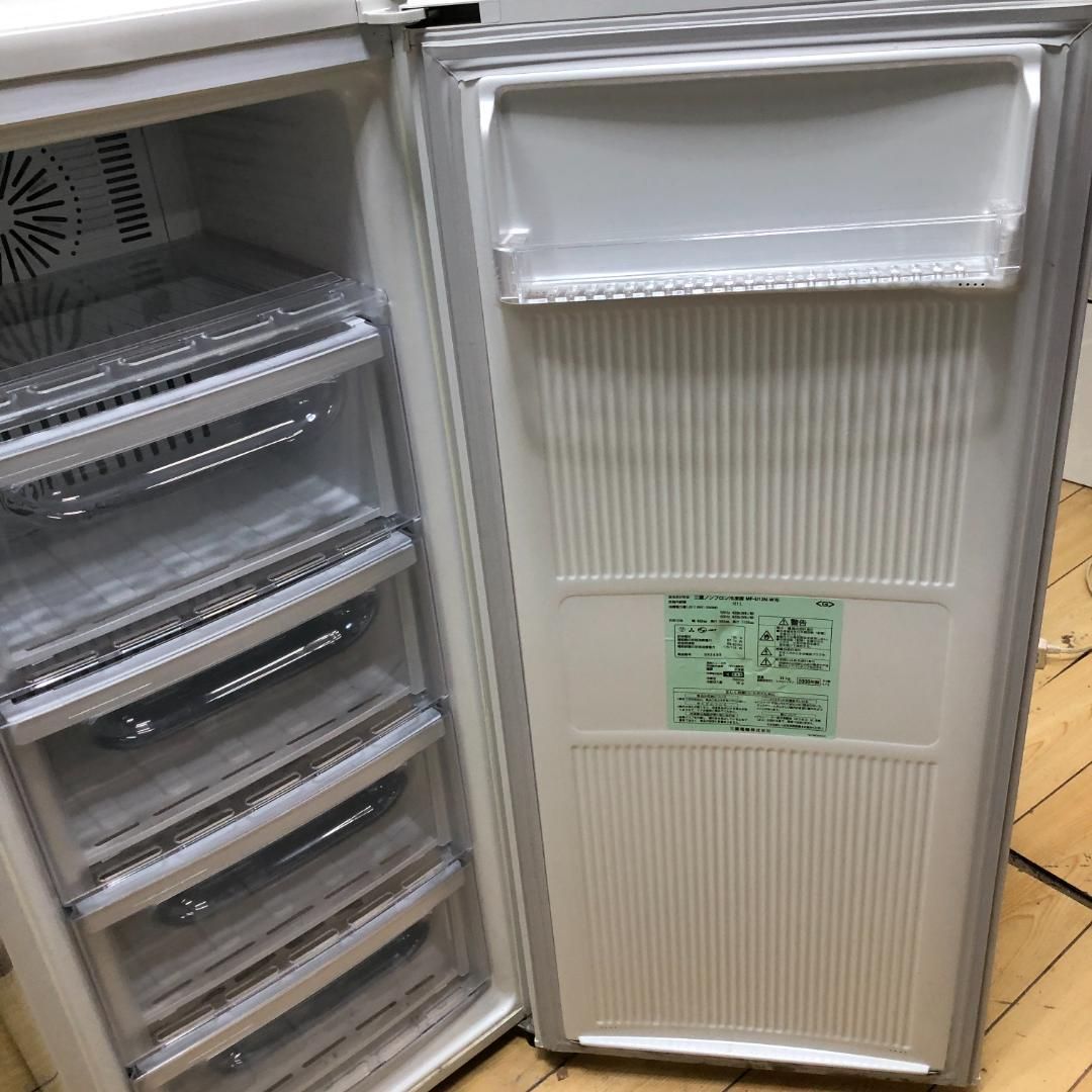 フリーザー ホワイト