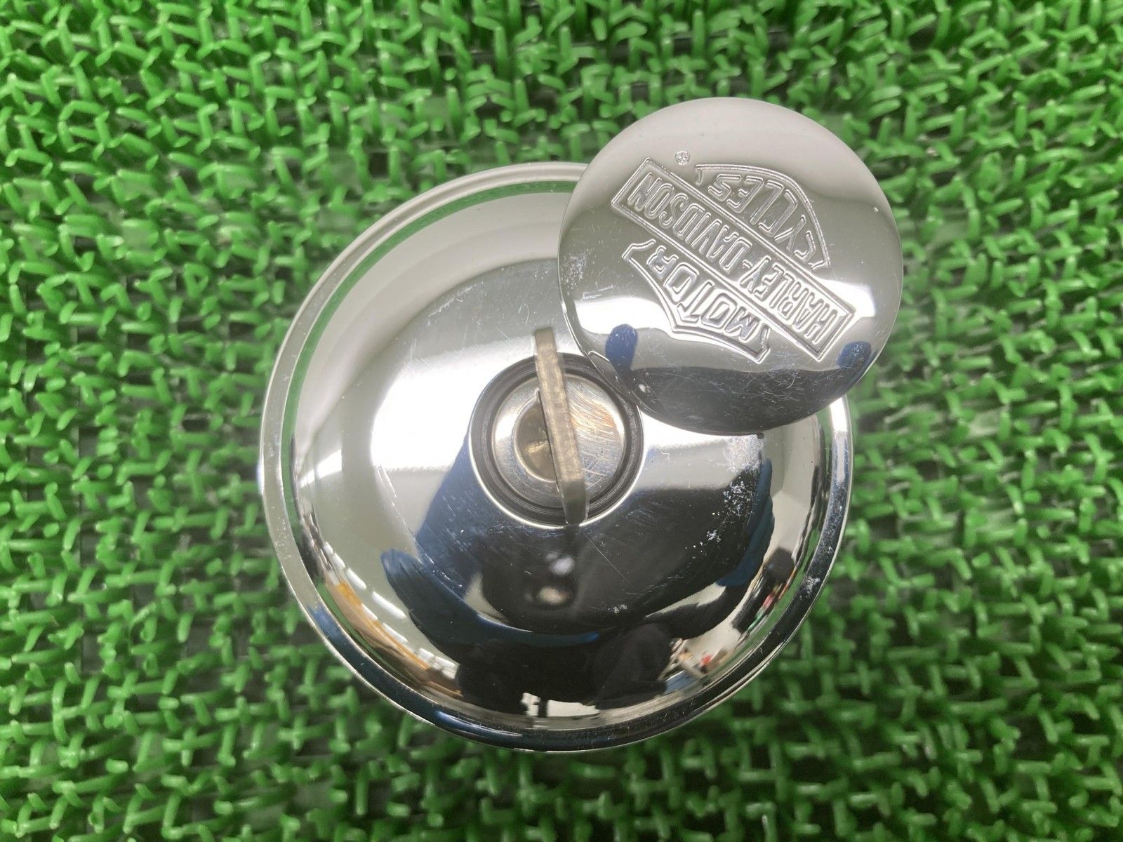 タンクキャップ 62803-97A ハーレー 純正 バイク 部品 鍵付き スポーツ
