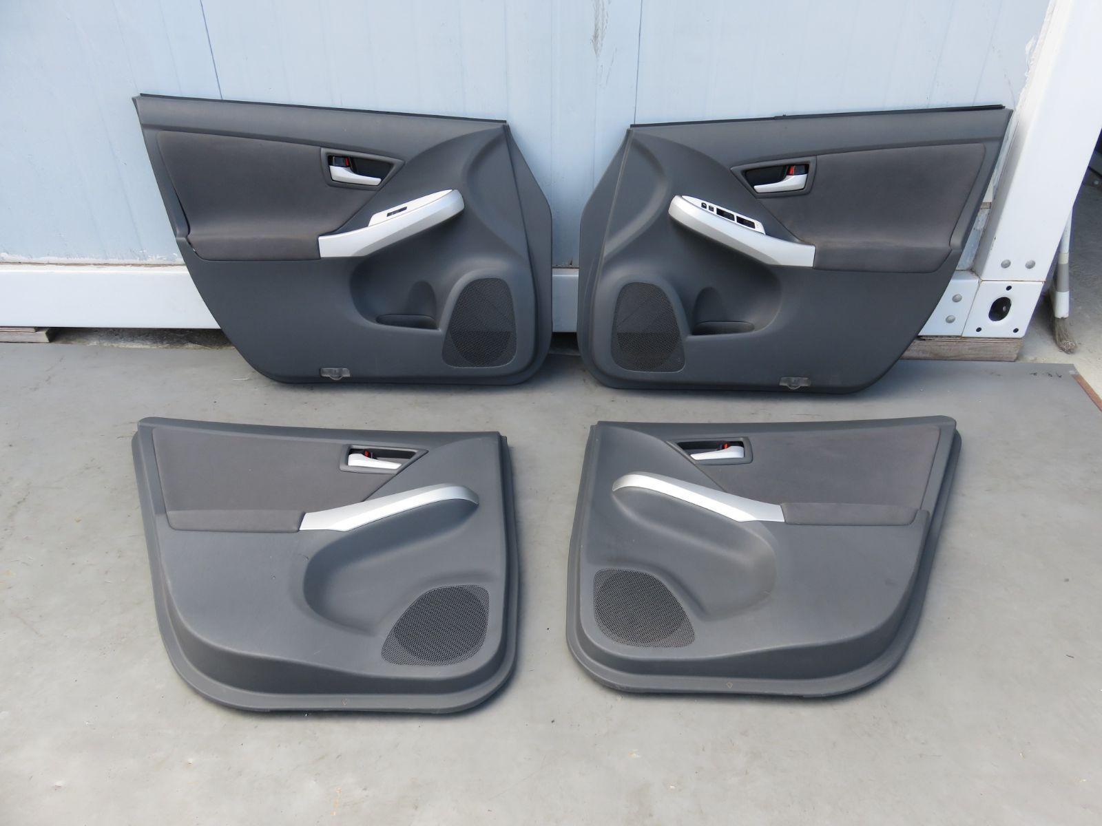 SFC2226 プリウス30系 ZVW30 ZVW35 後期 純正 フロント リア ドアトリム 内張り運転席助手席 パワーウインドウスイッチ 左右 前後 4点