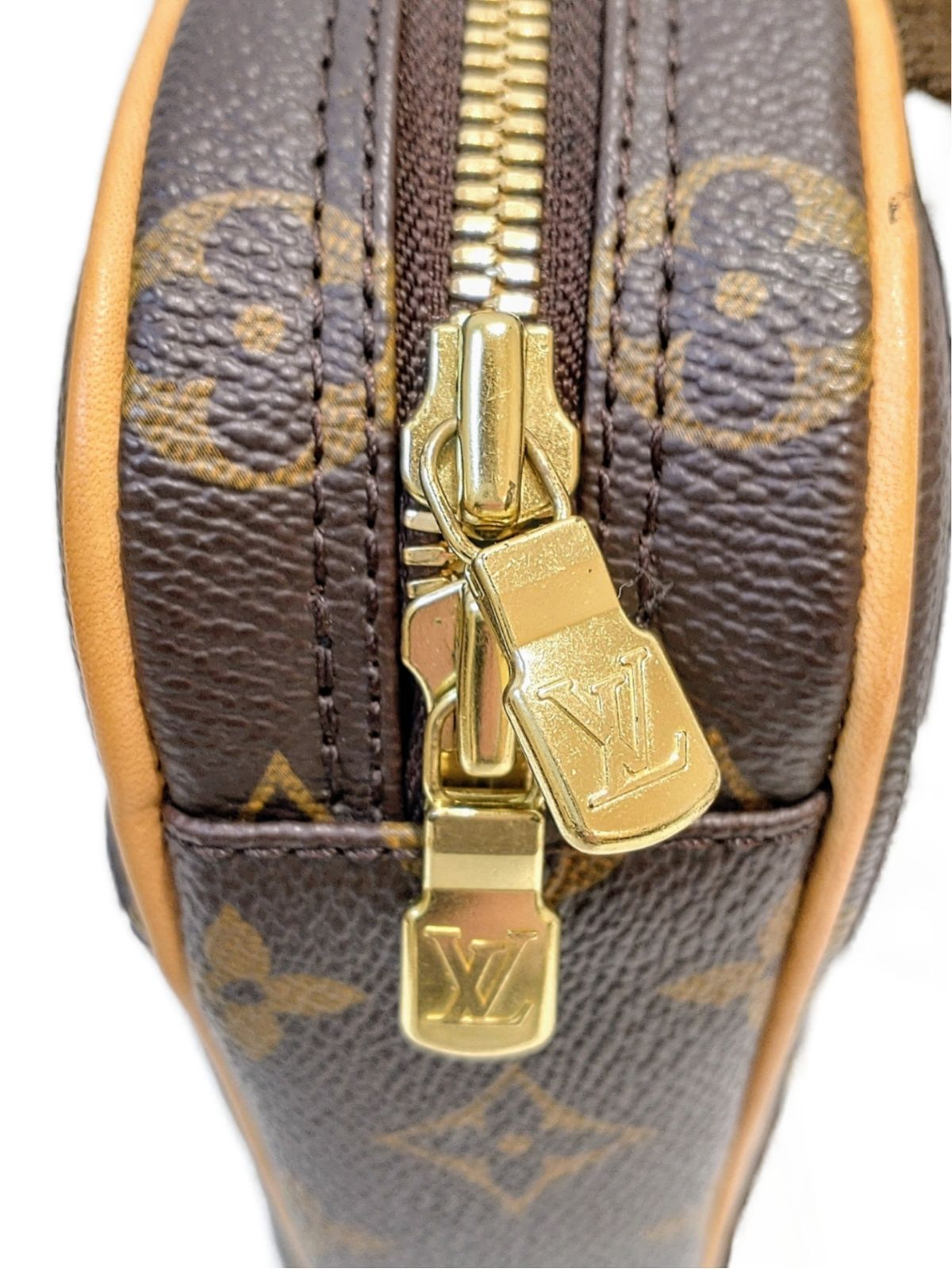 LOUIS VUITTON ルイ・ヴィトン ポシェットガンジュ M51870