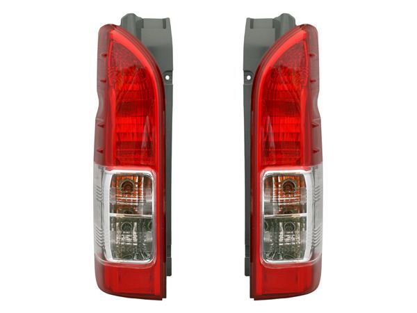 ★新車外し★ハイエース200系7型　テールランプ ハイエース 200 7型 LEDテールランプ バックランプ付き バー