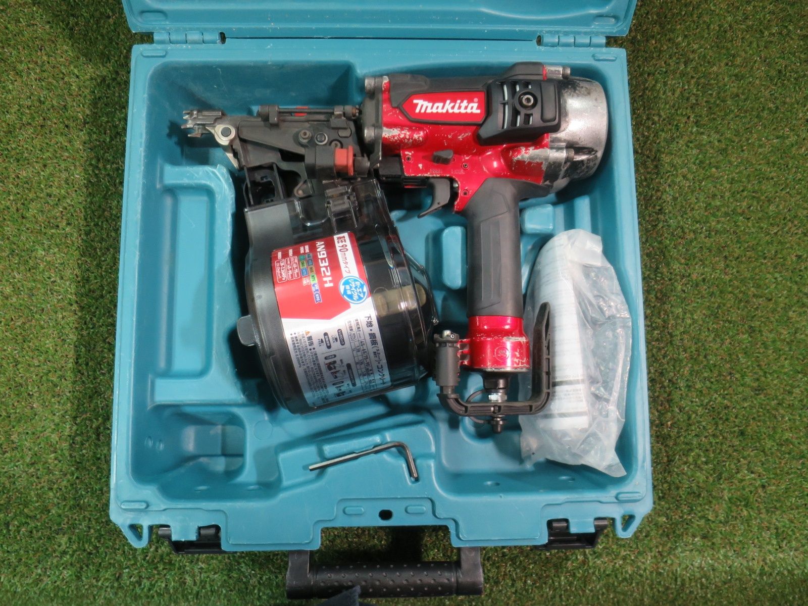 マキタ 90mm 高圧エア釘打機 赤 エアダスタなし プラスチック