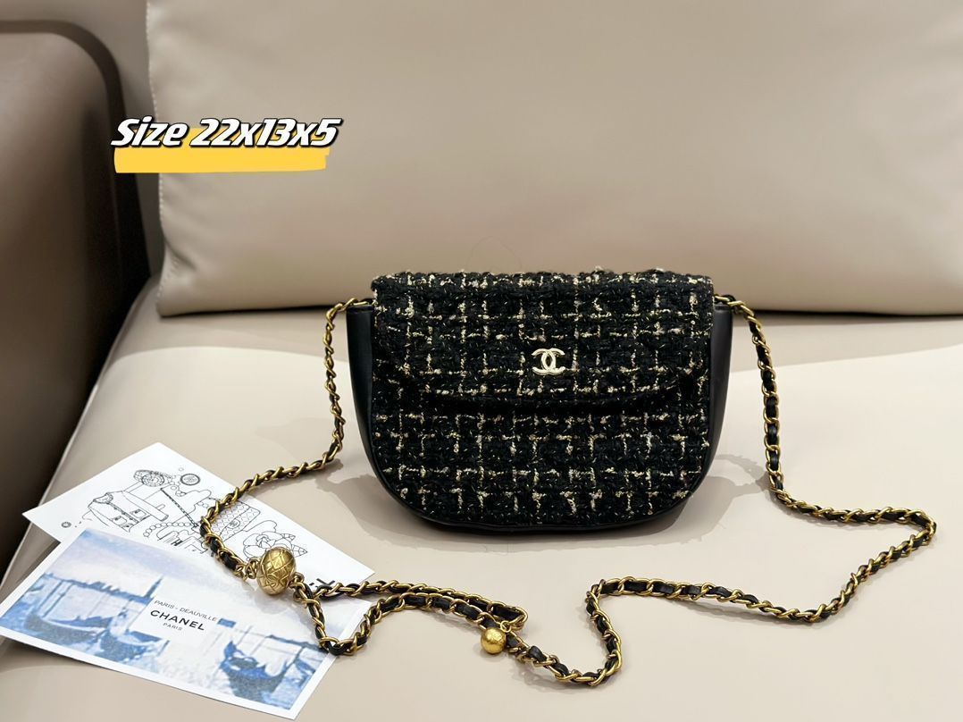 セール☆Valentino☆オーバル ナッパ カーフスキン ショルダー 楽天市場】【8/10限定・最大2万円OFFクーポン配布中】J&M
