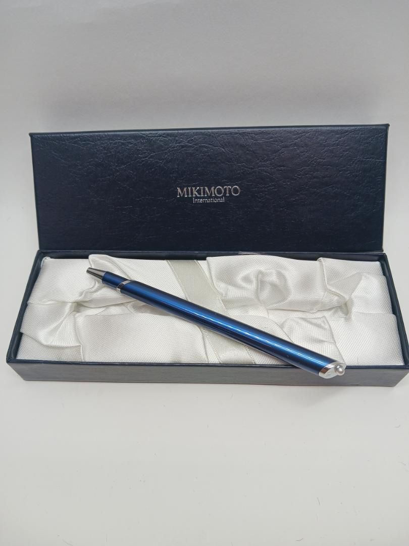 【新品未使用】MIKIMOTO 回転式ボールペン ブルーマーブル×シルバー 907-2 ミキモト ボールペン ブルーマーブル×シルバー 天冠に貴石