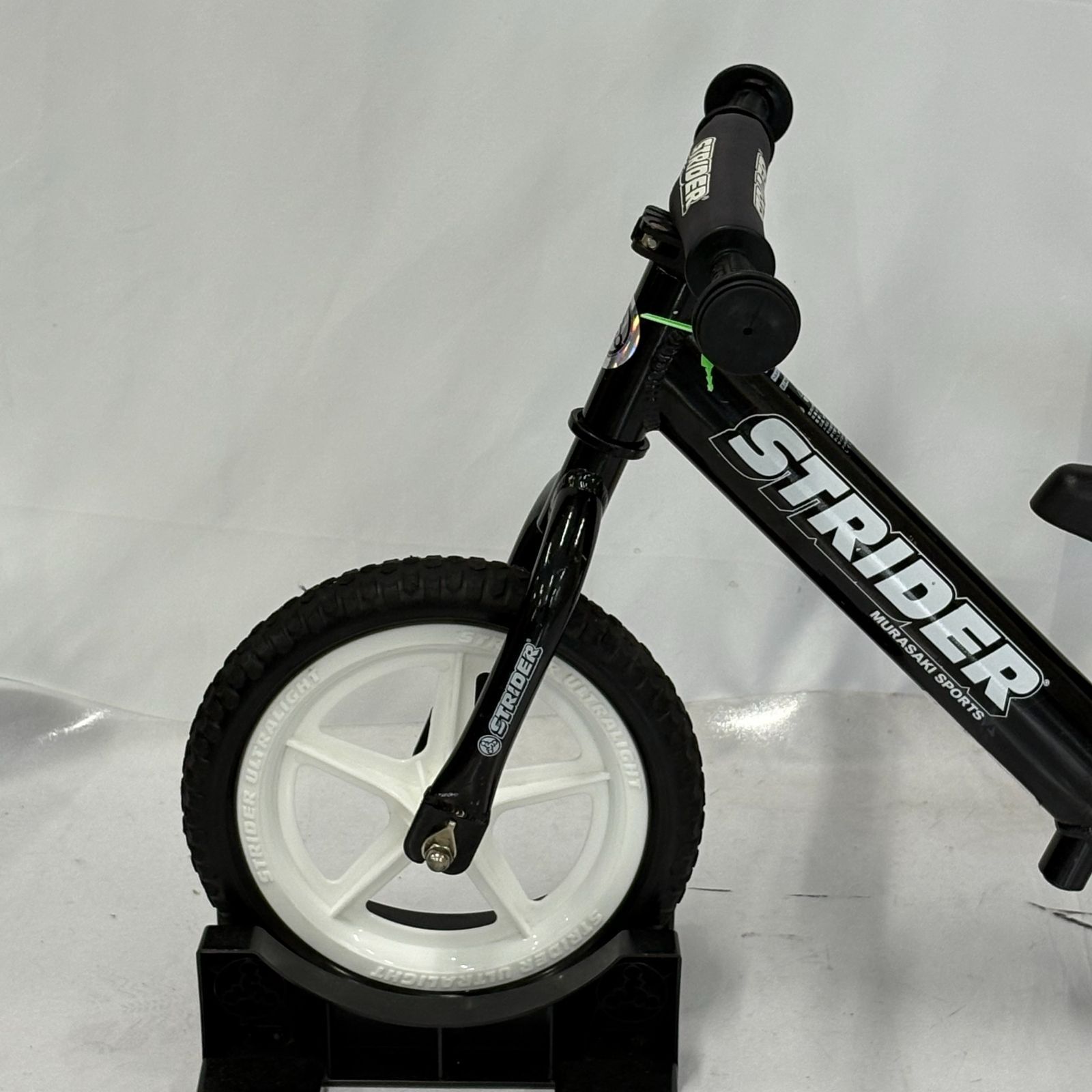 限定色】ストライダー STRIDER PRO プロ 高品質 12インチ ブラック 黒