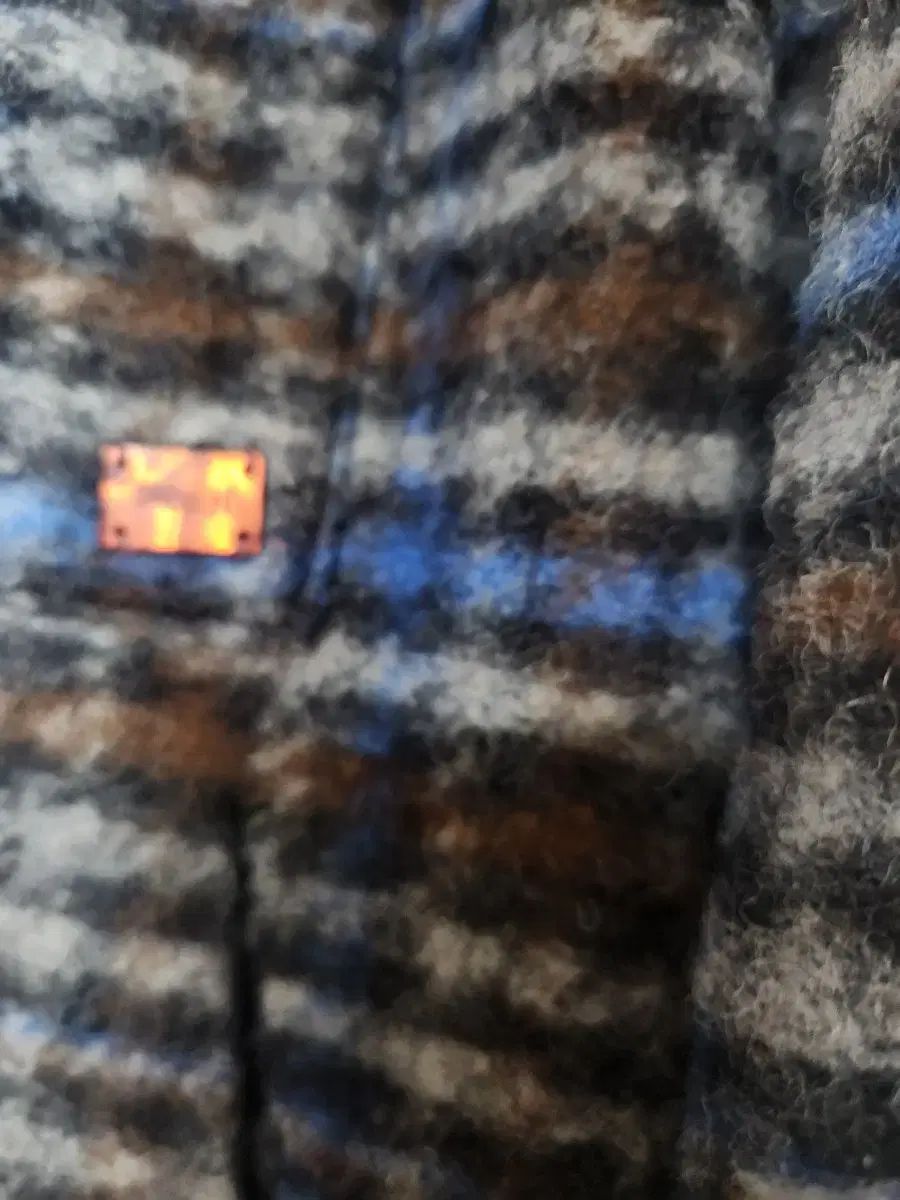 流行に左右されないチェックウールジャケット 77