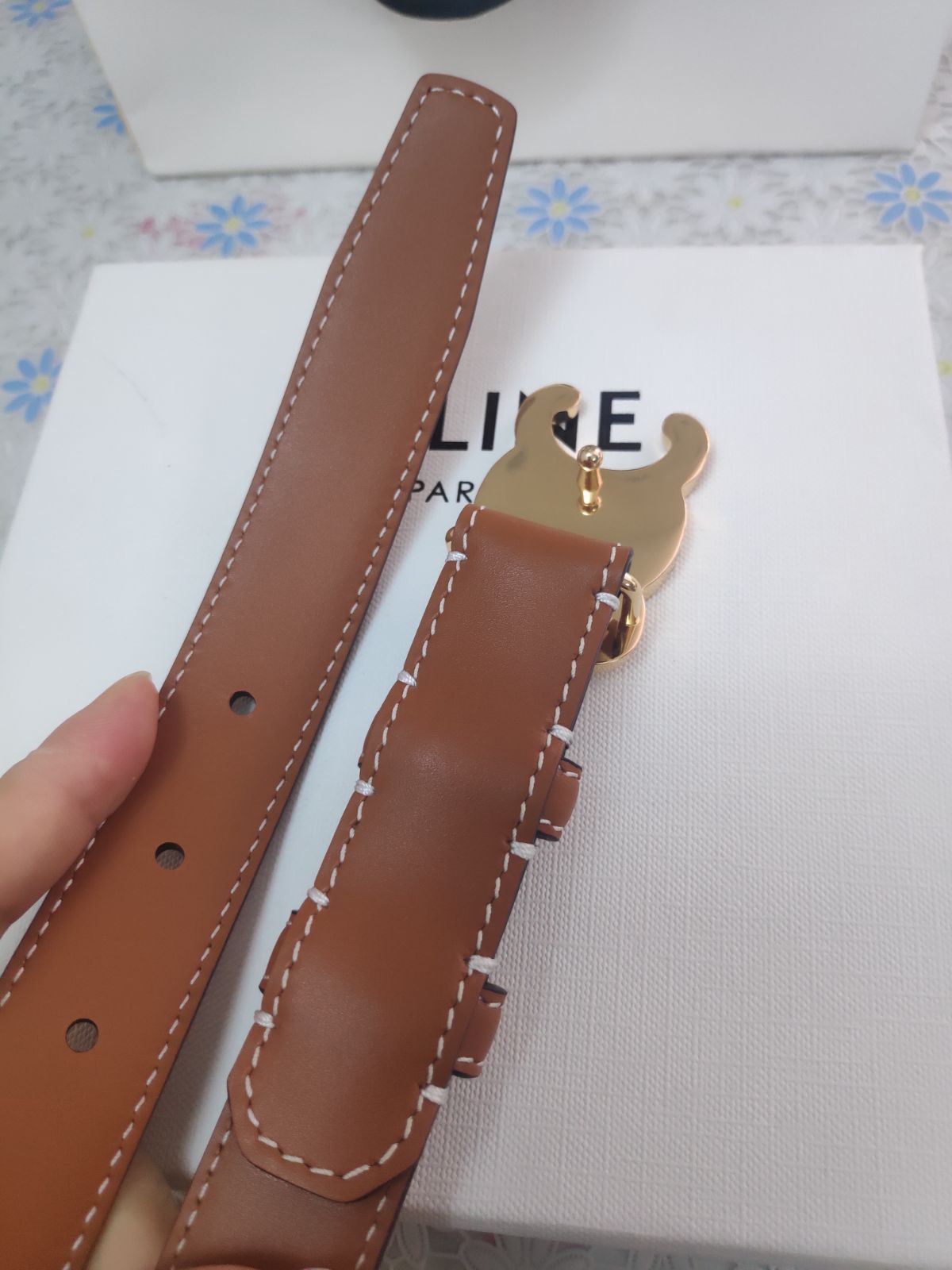 超人気✨Celine/セリーヌ ベルト トリオンフ レザーベルト 金色