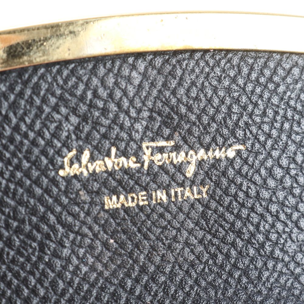 【新品未使用】サルヴァトーレフェラガモ キーケース 6連 レザー キーリング箱付 Salvatore Ferragamo フェラガモ キーケース ガンチーニ 6連キー