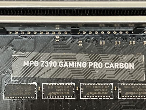 MSI MPG Z390 GAMING PRO CARBON ATX ゲーミング マザーボード