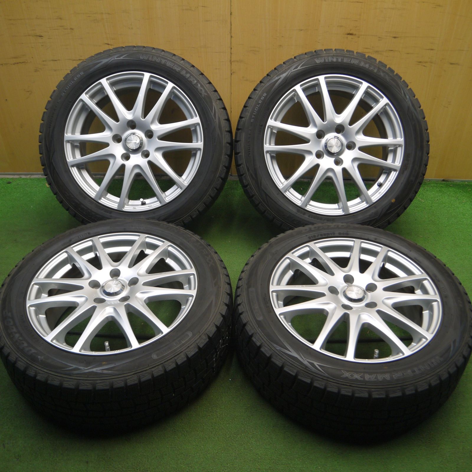 *送料無料* バリ溝！キレイ！9.5分スタッドレス 215/55R17 ダンロップ ウインターマックス WM01 La-Strada Tiradoβ 阿部商会 PCD114.3/5H4022604Hス
