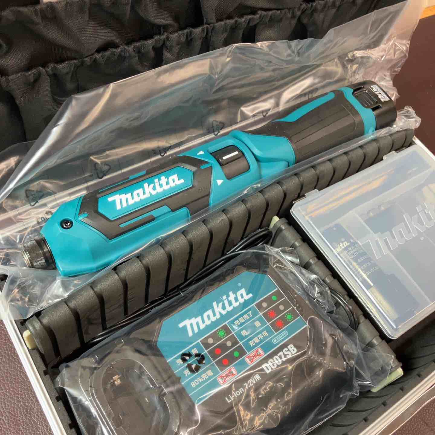 店頭 マキタ makita コードレスペンインパクトドライバー TD022DSHX 東大和店
