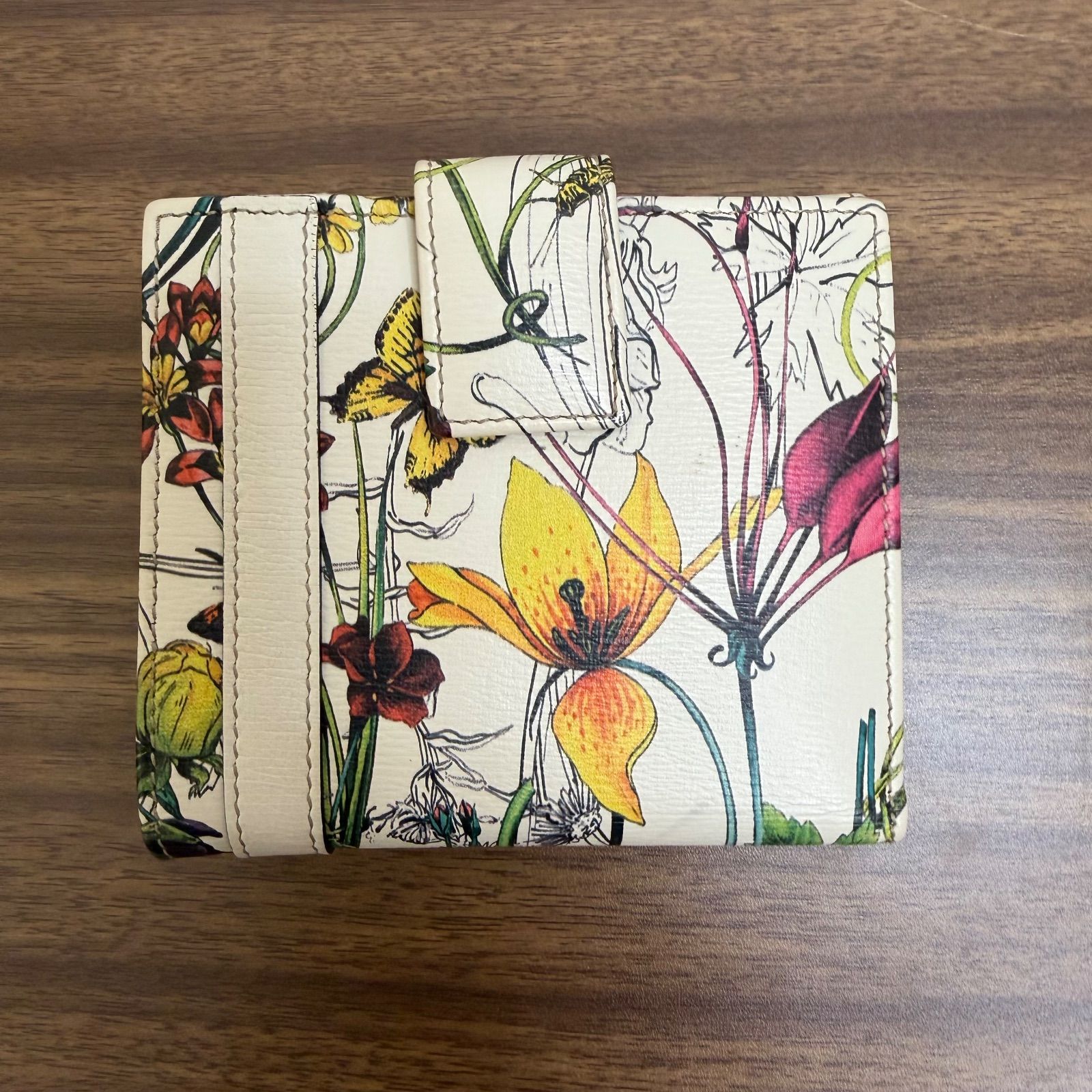 新品グッチ GUCCI フローラ フレンチフラップ ウォレット 二つ折り財布
