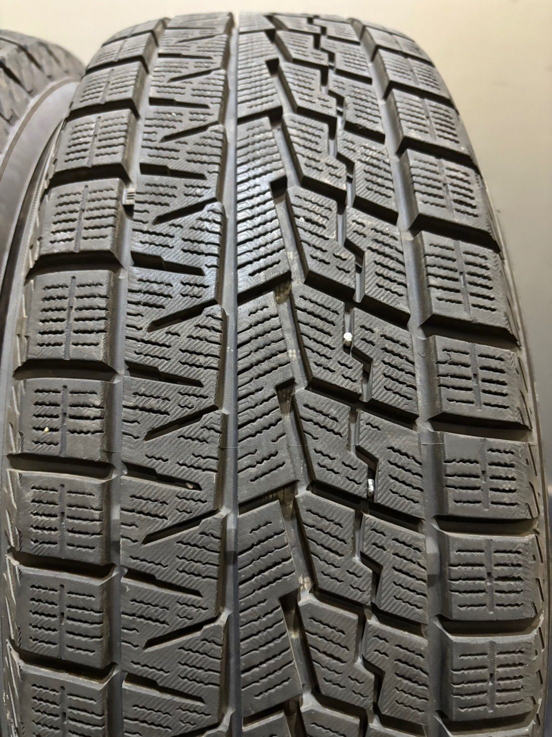 ☆185/60R15 YOKOHAMA/ice GUARD iG70 23年製 スタッドレス 4本 ☆185/60R15 YOKOHAMA/ice GUARD iG70 23年製 スタッドレス 4本
