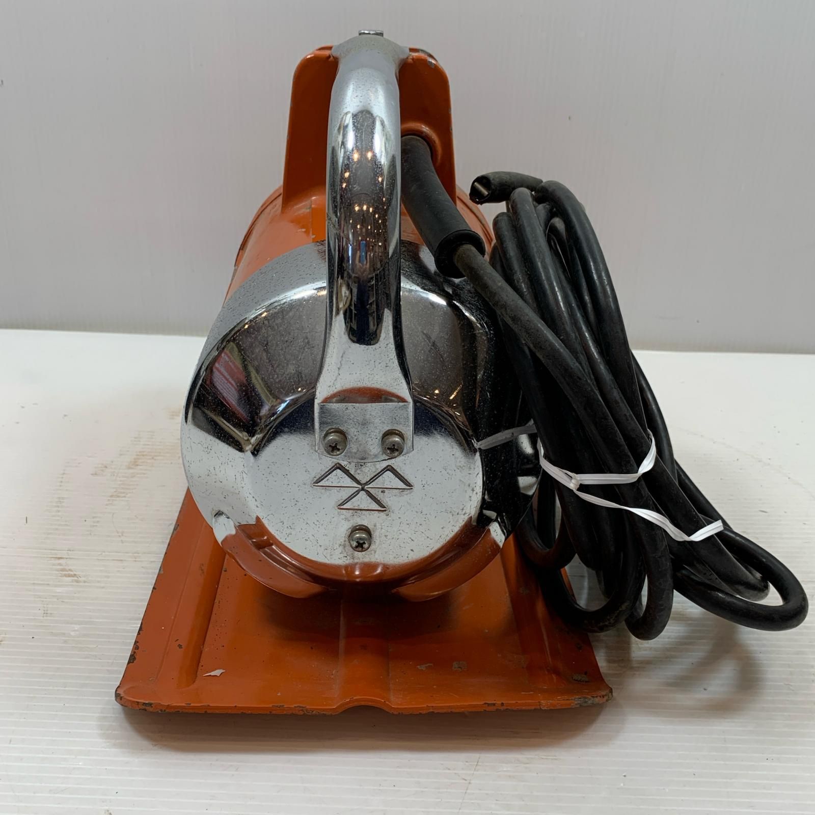 κκmikasa コンクリートバイブレータ オレンジ