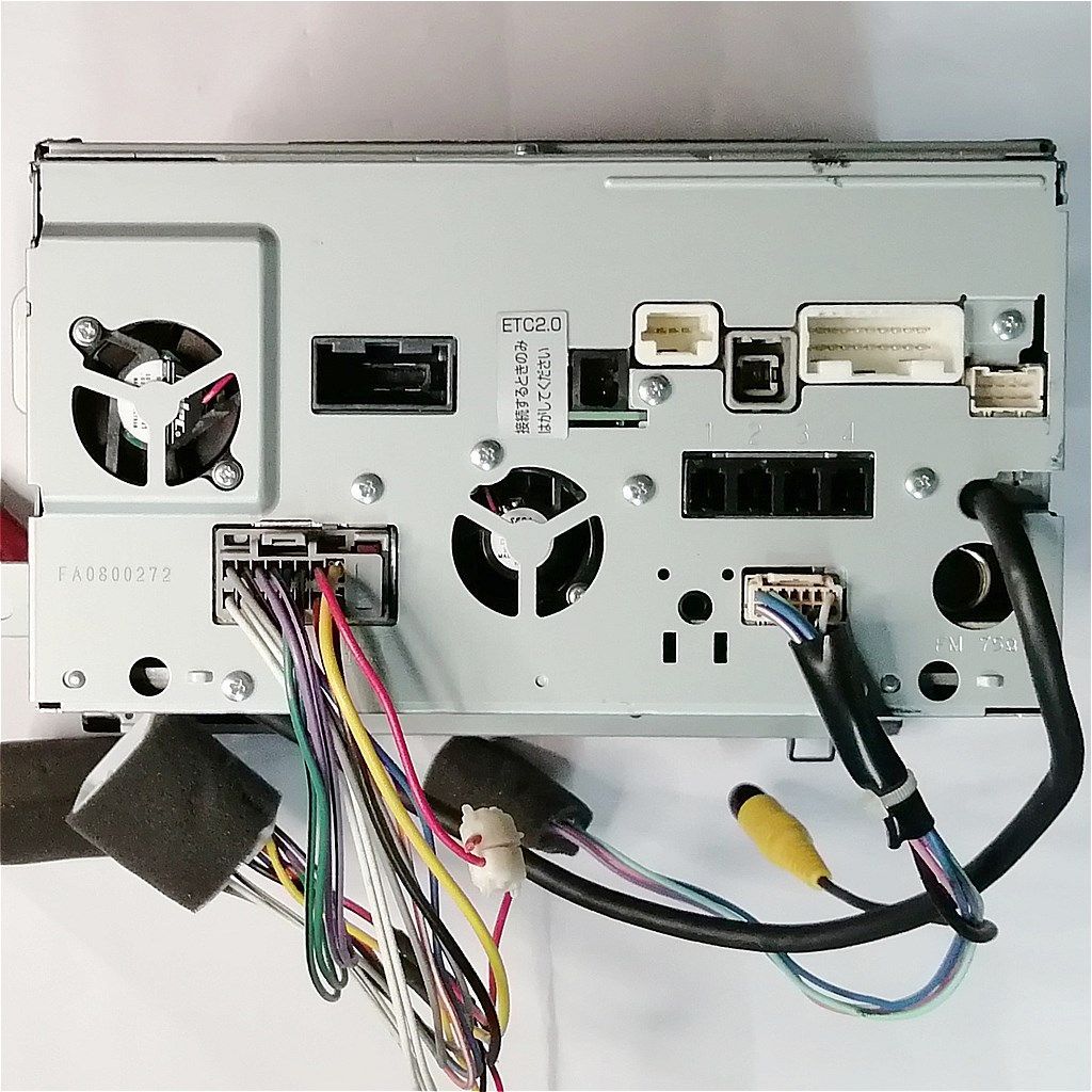 ダイハツ 純正CN-LR830DDA Yahoo!オークション - ダイハツ 純正 メモリーナビ CN-LR830DDA