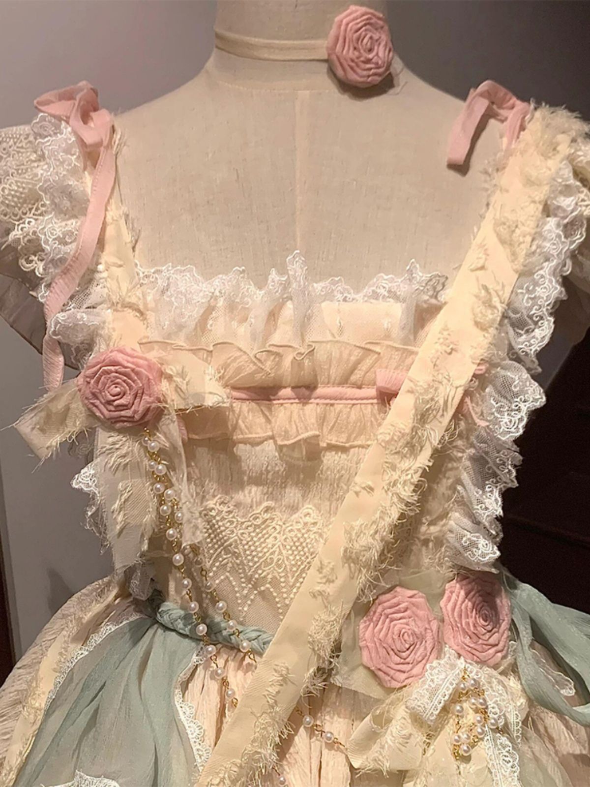 豪華ロリータドレス