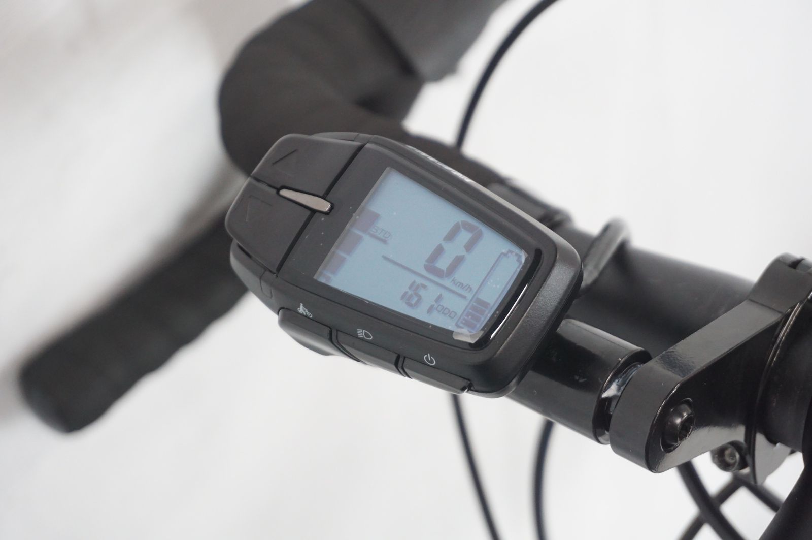 eBIKE バイチャリ阪急塚口店