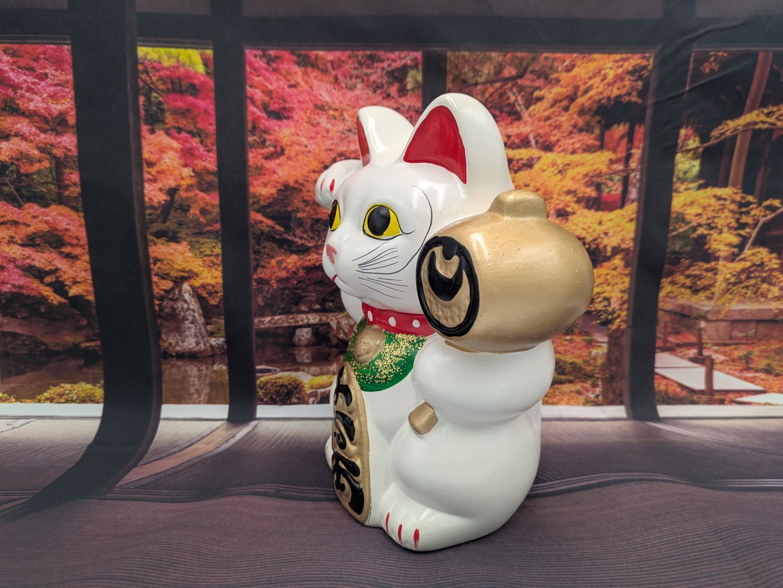 招き猫 貯金箱 陶器製 成田山 招き猫 陶器製 貯金箱 置物 左手上げ 三