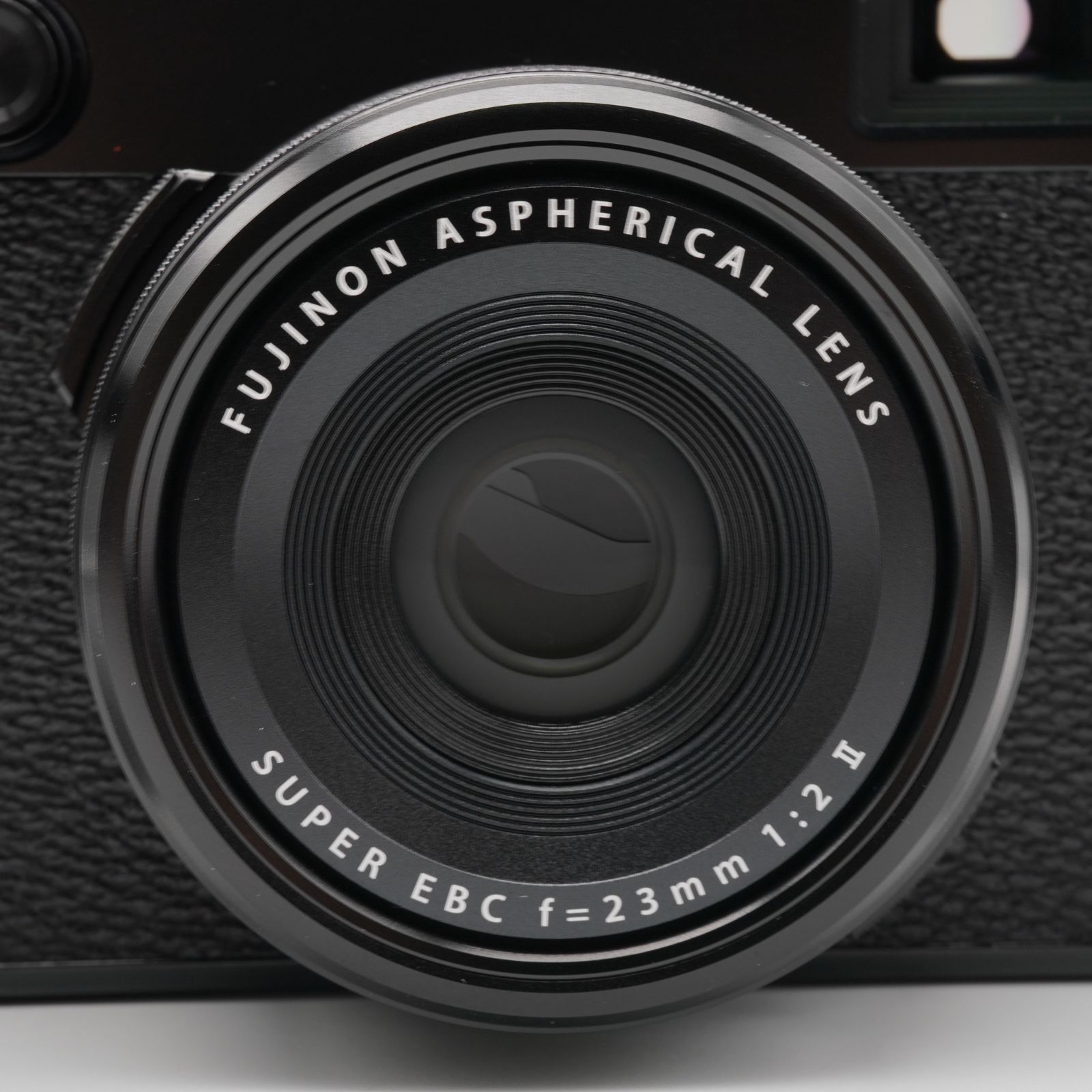 ほぼ新品 フジフイルム FUJIFILM X100VI ブラック 多言語モデル