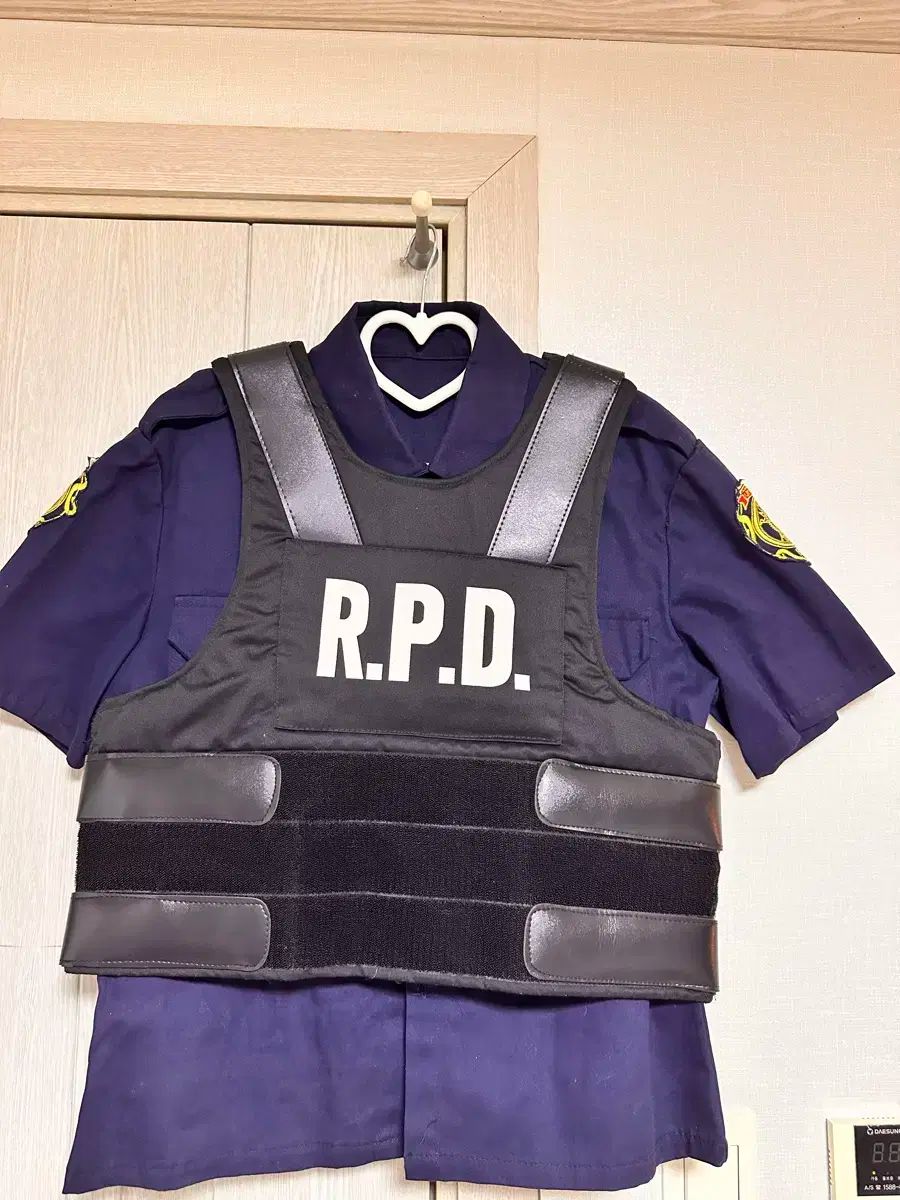 バイオハザード re2 レオン 警察 コスプレ バイオハザード コスプレ