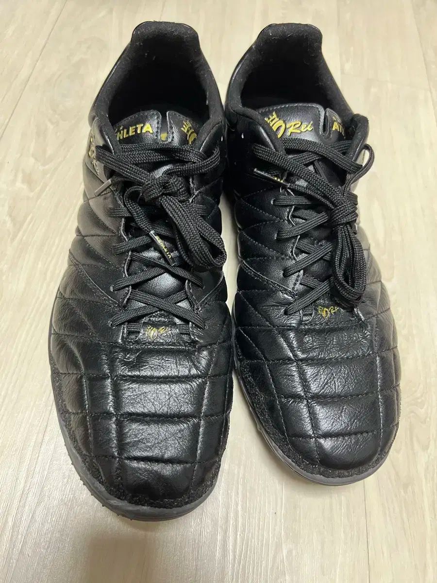 ATHLETA アスレタ A005 tf 270