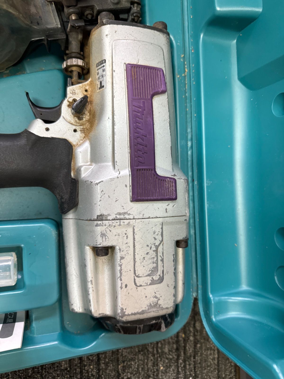 makita(マキタ) 常圧釘打ち機 AN901 - メルカリ makita(マキタ) 常圧釘打ち機 AN901 - メルカリ