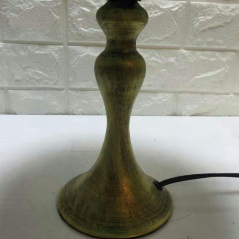 レトロ電気スタンド 照明卓上スタンド 暖かい ステンドランプ ステンドグラス