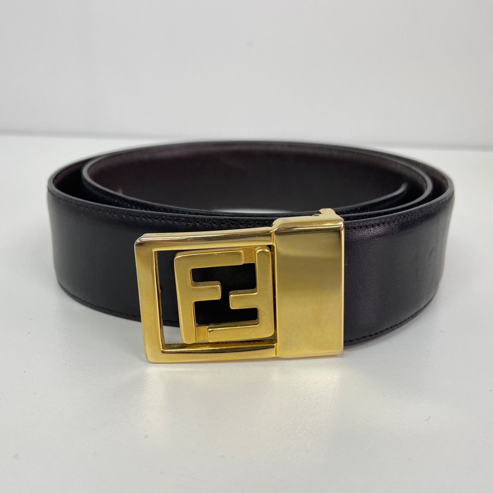 FENDI ブラックレザーベルト ゴールド金具未使用品 フェンディ FENDI ベルト ブラック イエロー レザー