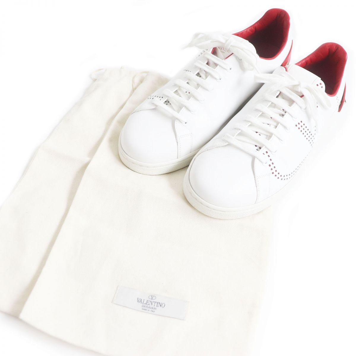 valentinoヴァレンティノ パンチング　スニーカー 美品□VALENTINO/ヴァレンティノ パンチングロゴ ロックスタッズ