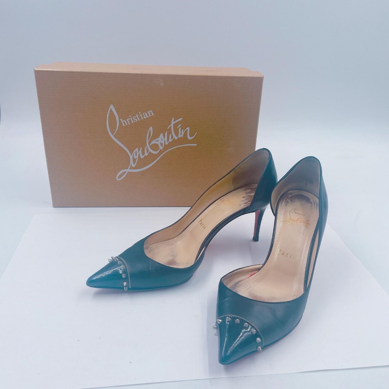 Christian Louboutin クリスチャンルブタン スタッズピンヒール