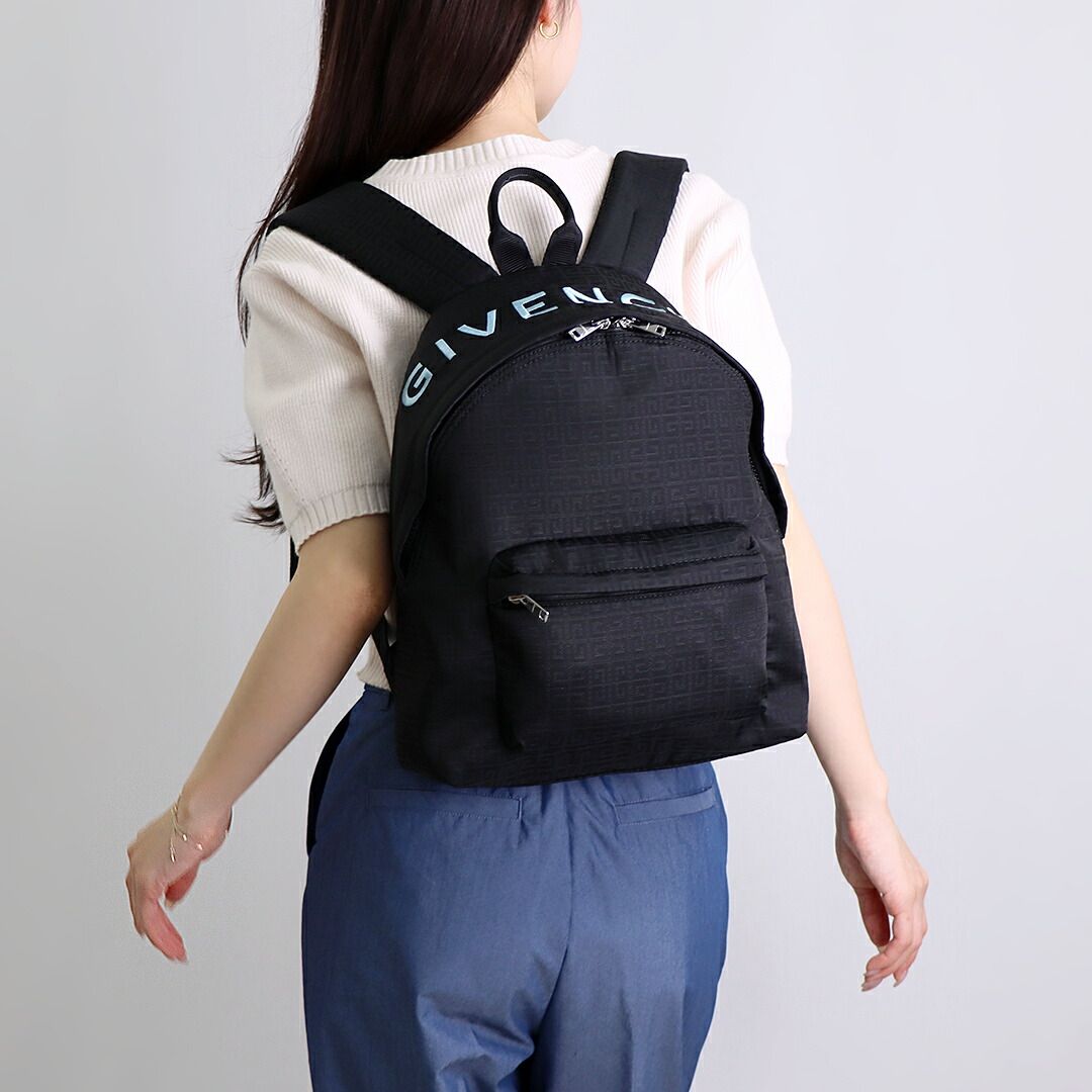 GIVENCHY リュック　ブラック バックパック　ナイロン　巾着 GIVENCHY リュック GIVENCHY リュック ブラック バックパック ナイロン