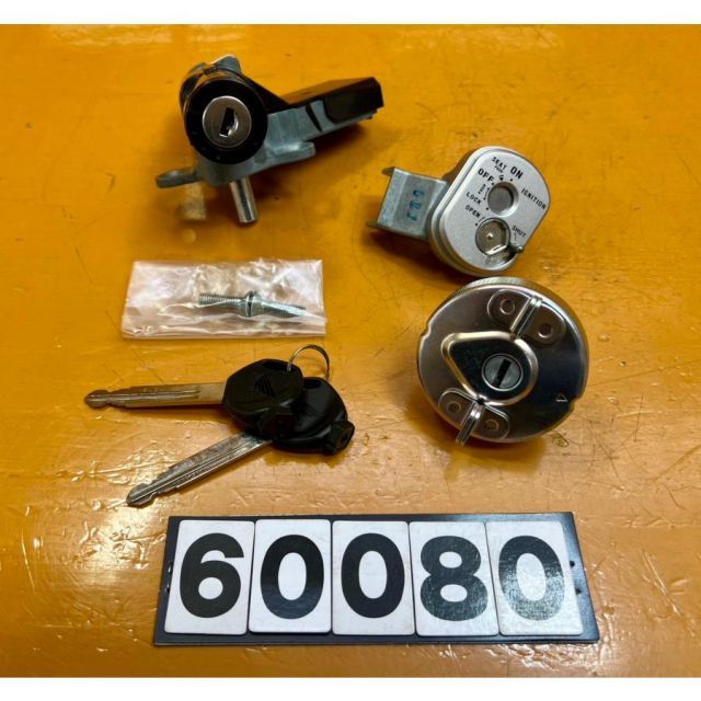 60080 HONDA ホンダ DIO AF56|AF57|AF63 純正キーセット 鍵 スペアキー付き 35014-GEV-761