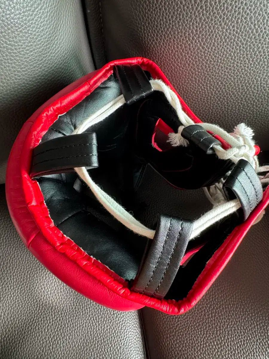 アディショーリー