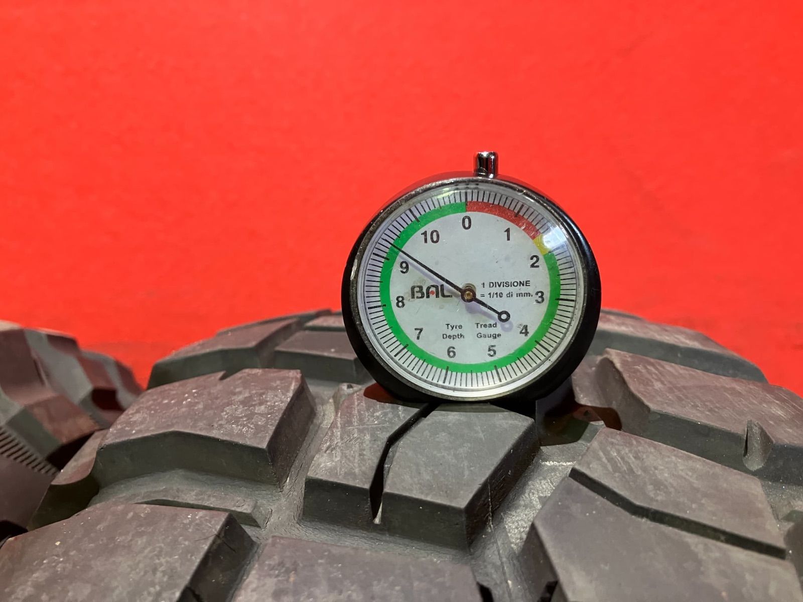 サマータイヤ LT255|85R16 119|116Q BFGoodrich KM3 2本SET