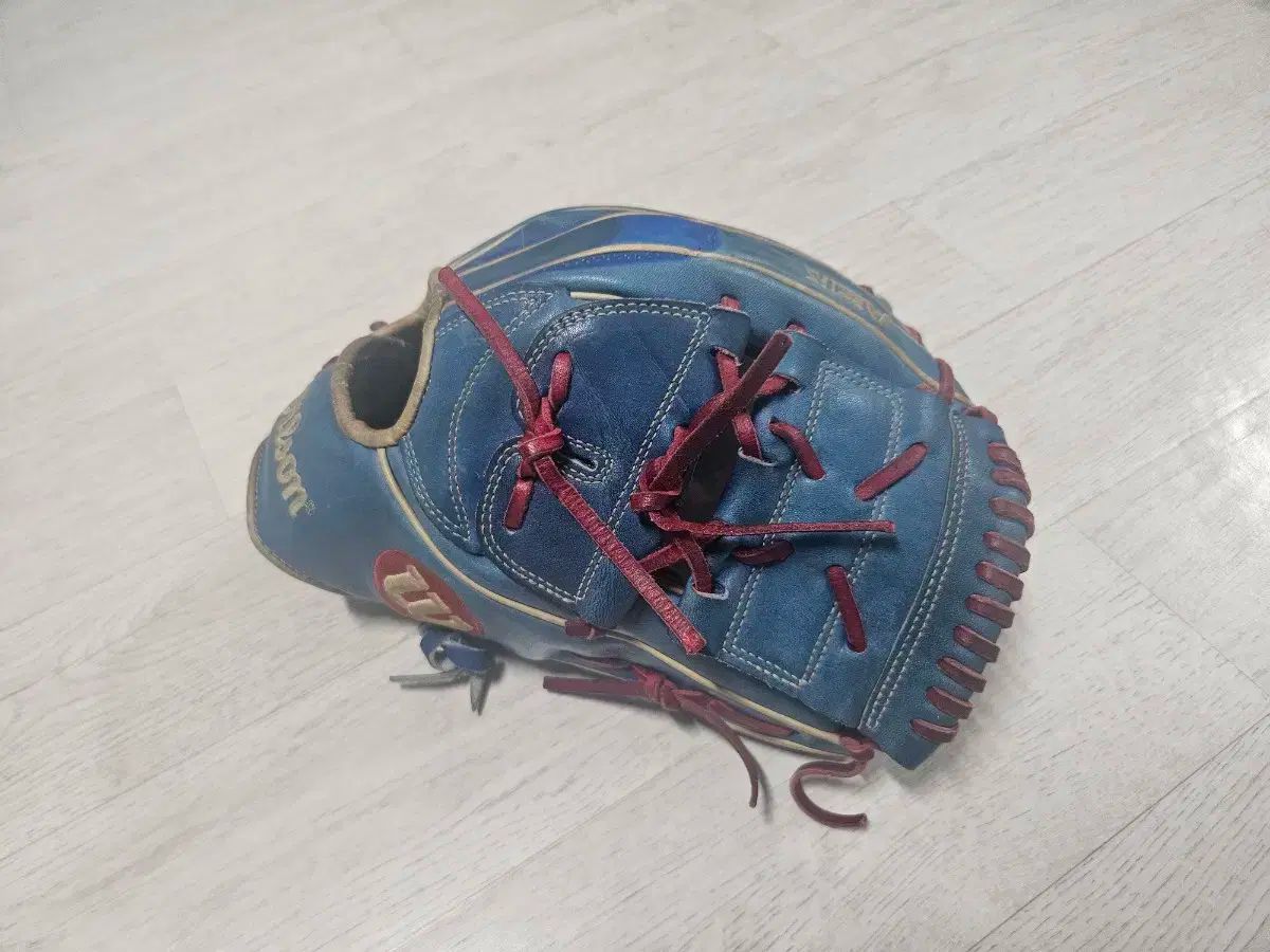 ウィルソン Wilson a2k ソ ジンヨン 投手用グローブ 宅配便