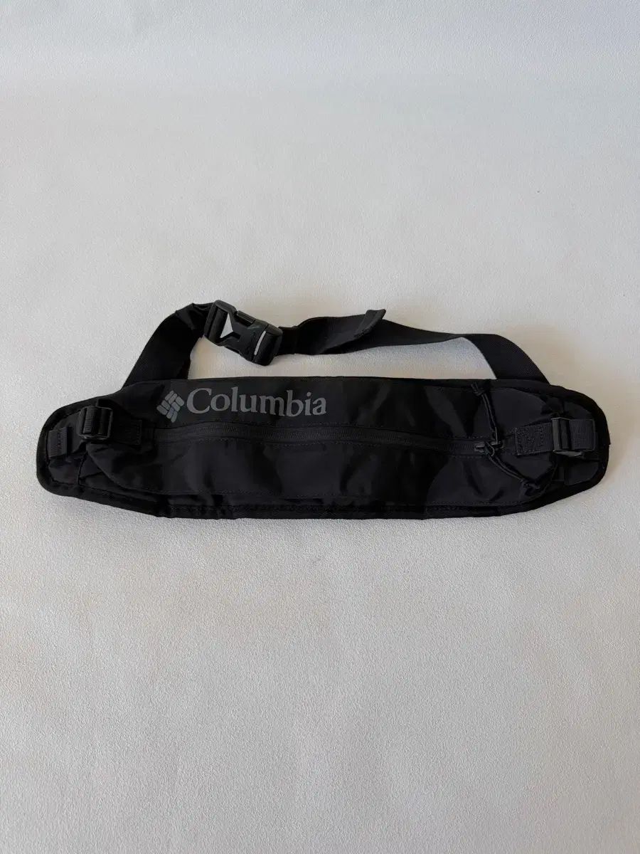 コロンビア Columbia ランニング＆ハイキングバッグ