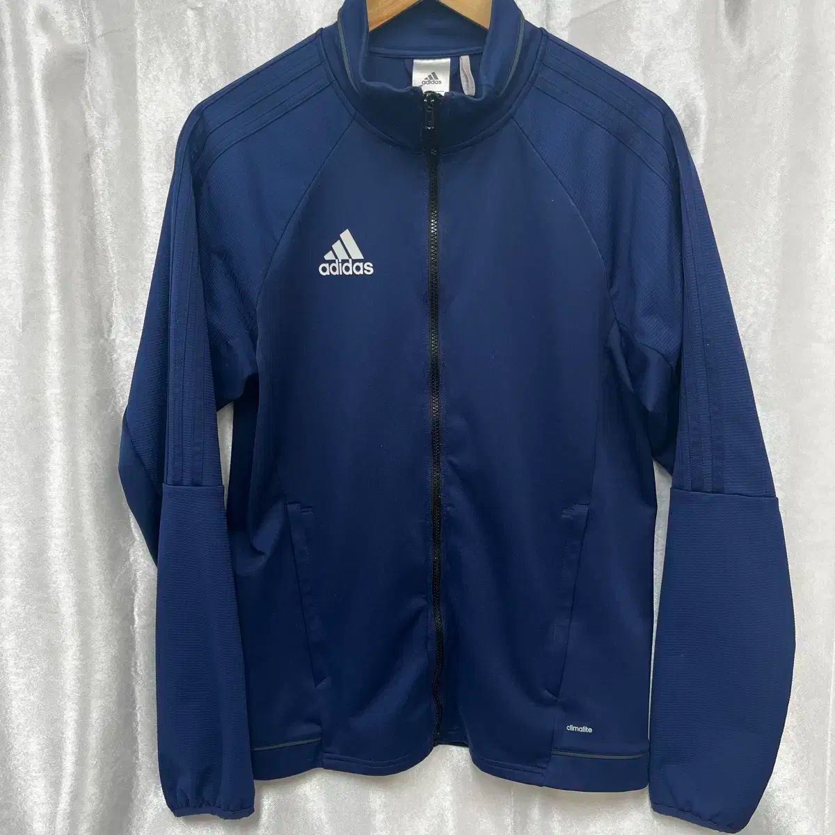 adidas(アディダス) スポーツ ジップアップ サイズ 105 出品