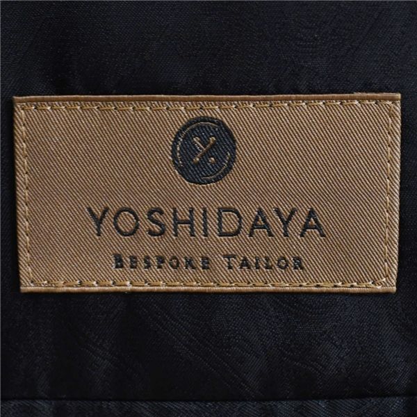 YOSHIDAYA 3ピース 段返り 3つボタン シングルスーツ L A7 ダークグレー ノータック 袖口4つ釦 本切羽 33343 合冬 秋冬 5XI060 メンズビジネス 202509 KANDAIZUMI_COM