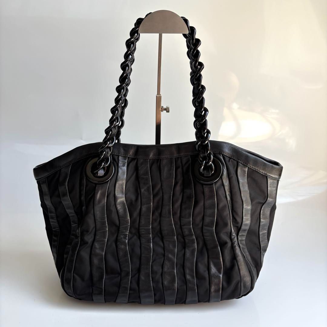 未使用美品【Prada】ナイロン レザー トートバッグ PRADA ナイロン レザー トートバッグ A4収納可能 ブラック