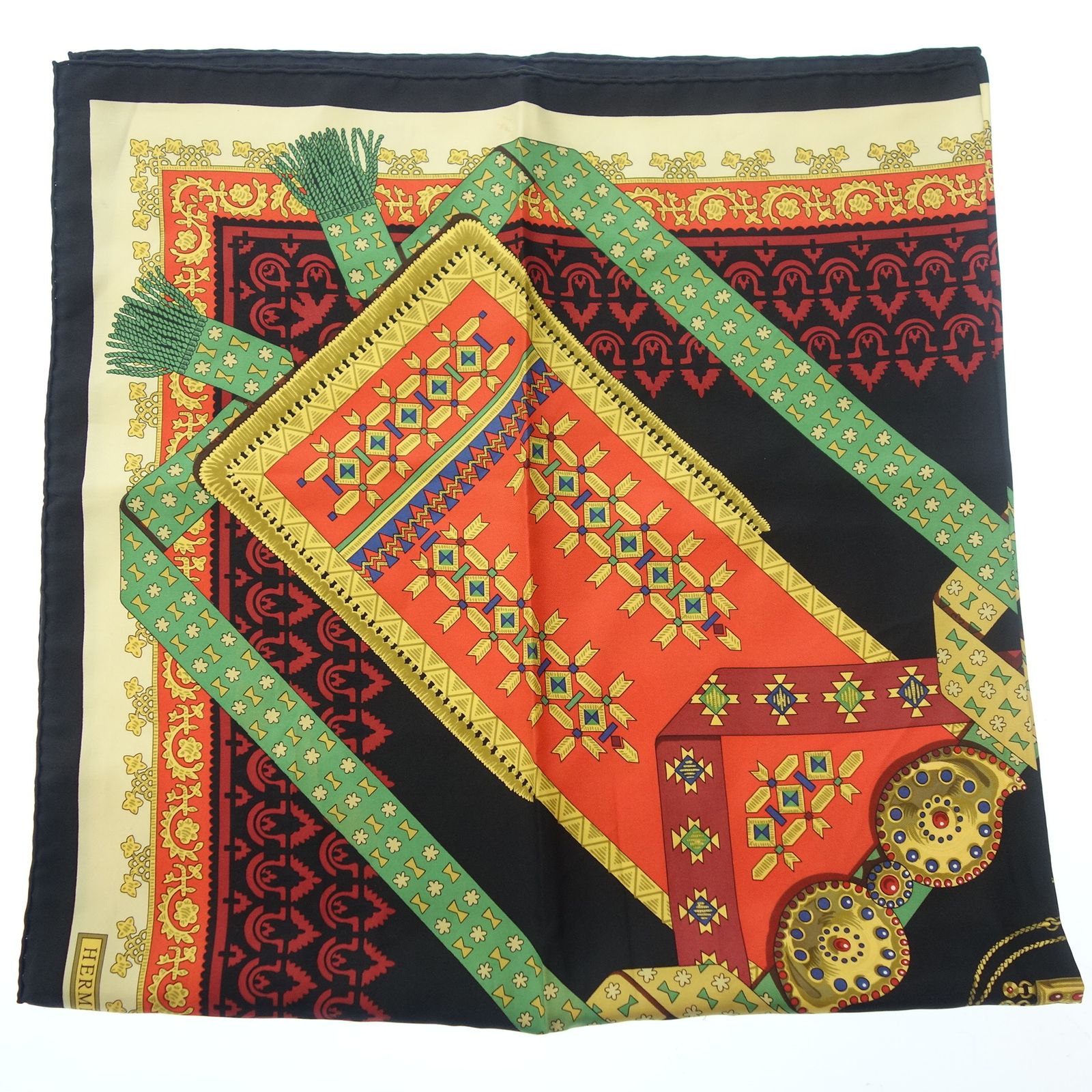 HERMÈS エルメス スカーフ カレ90 Brins d'Or 金の若枝 希少 HERMES】エルメス カレ90 Brins d'Or 金の若枝 スカーフ シルク