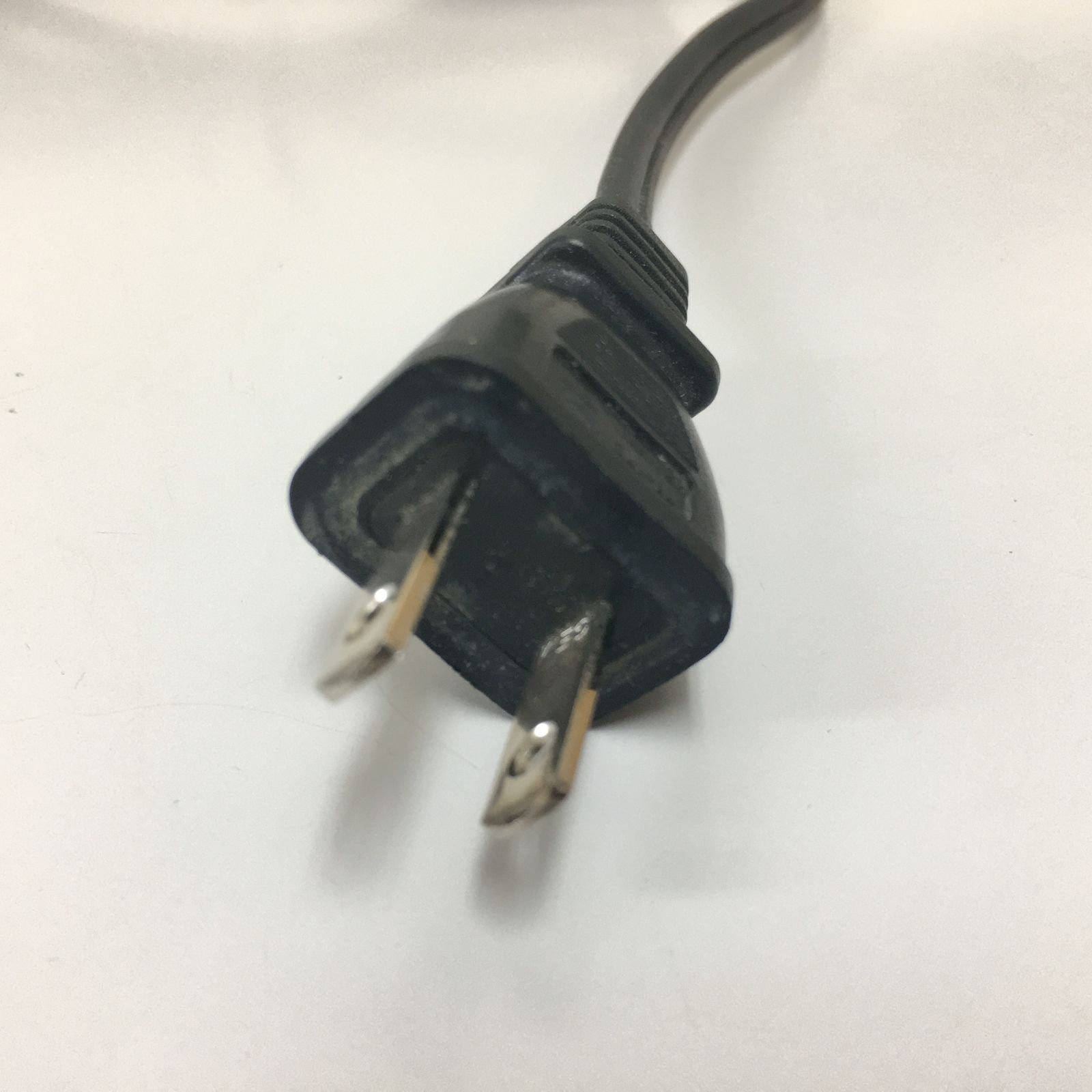 首振りセラミックファンヒーター KCH-MSW121-W