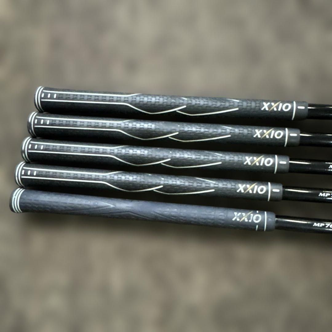 ゴルフクラブ11本セット スリクソンキャディバッグ ゴルフクラブと